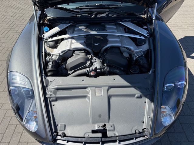 Aston Martin DB9 5.9 V12 Coupe
