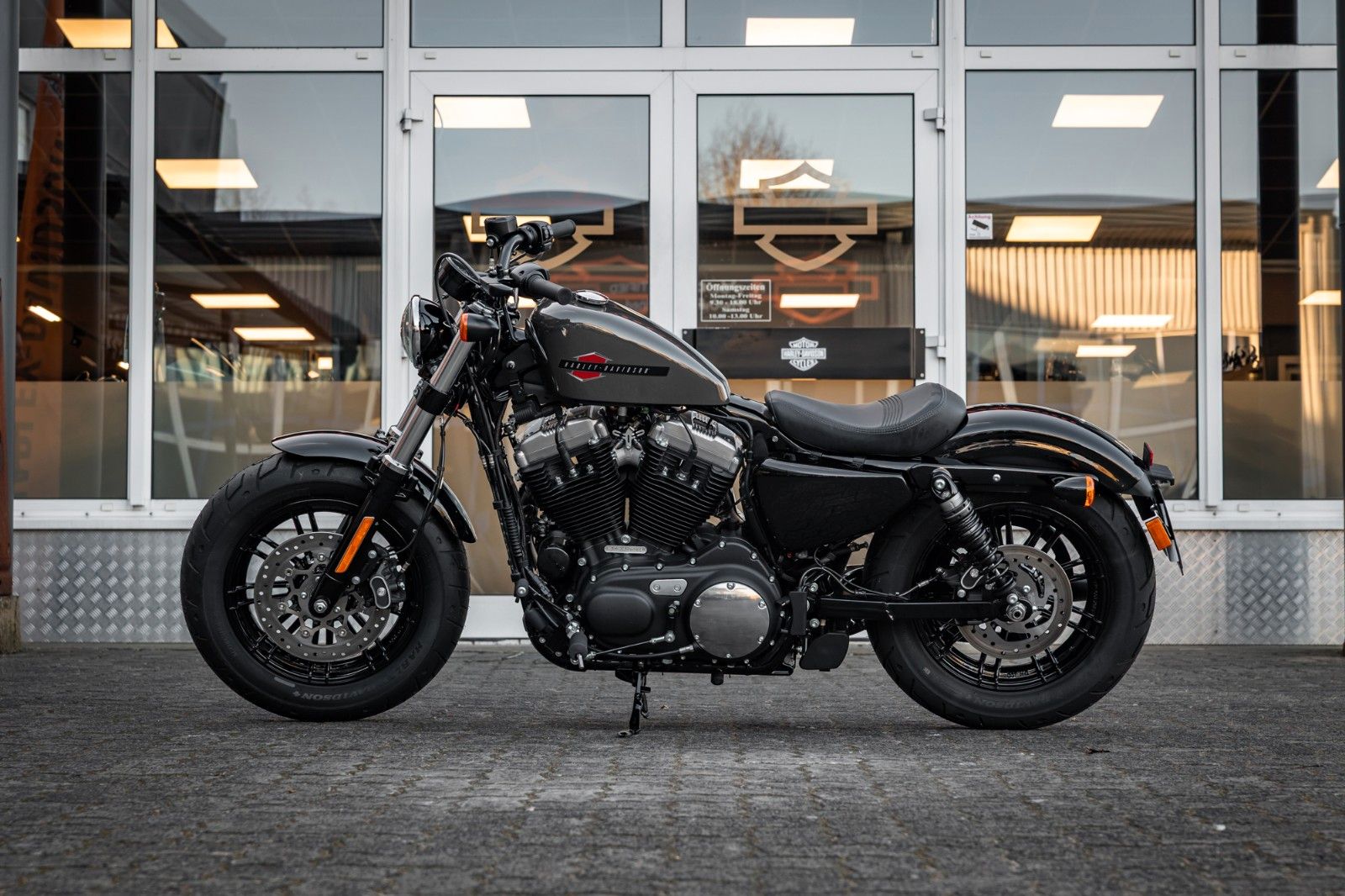 Fahrzeugabbildung Harley-Davidson XL1200X SPORTSTER FORTY-EIGHT Neufahrzeug