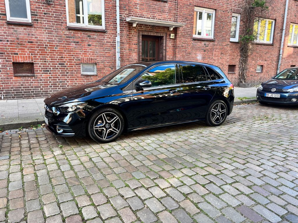 Image of Mercedes-Benz B 200