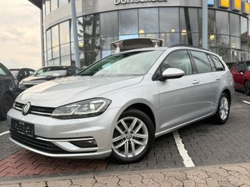 Volkswagen Golf - 3