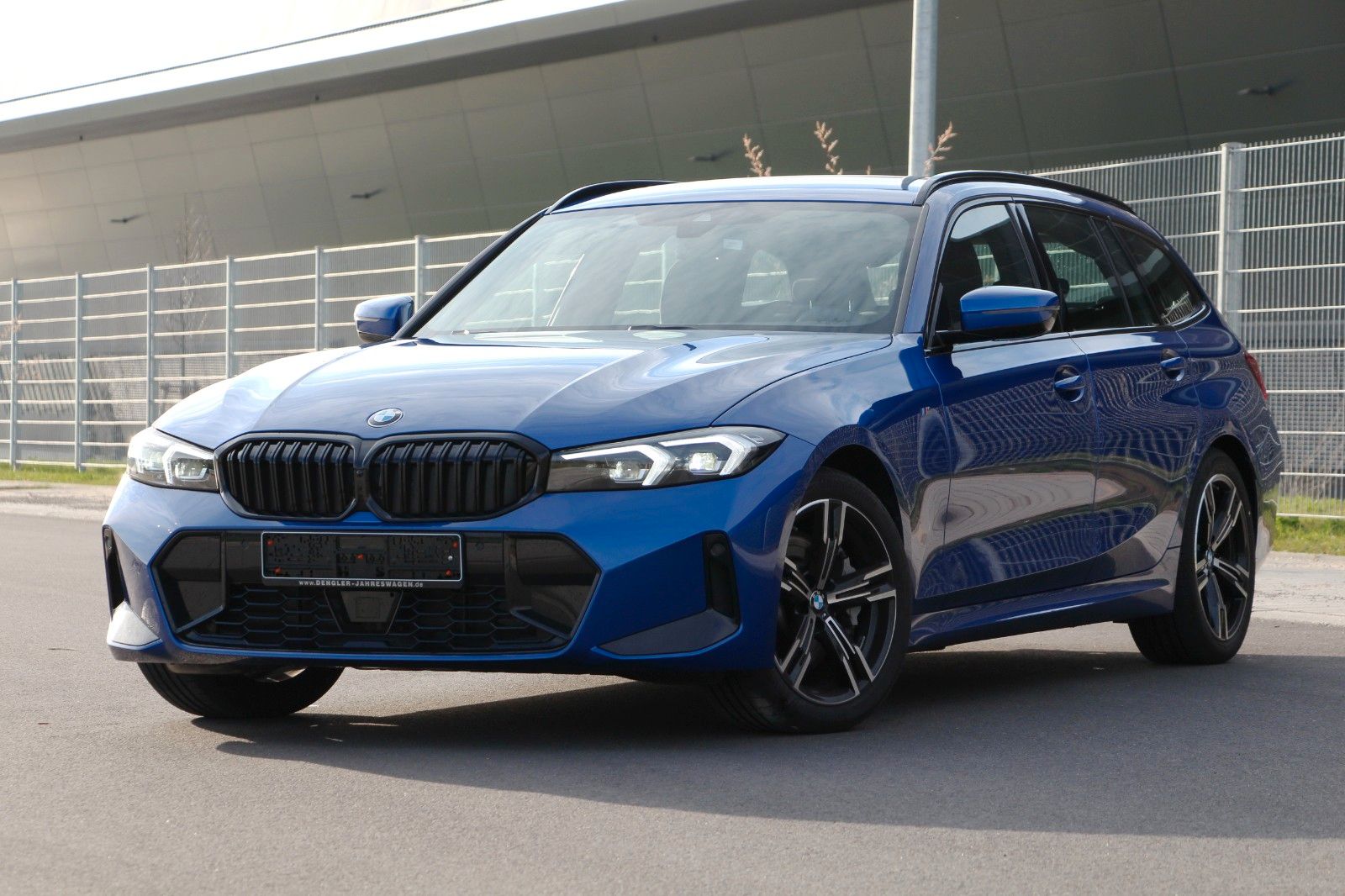 BMW 330i xDrive Touring ACC*WIDESCREEN*LED M Sport