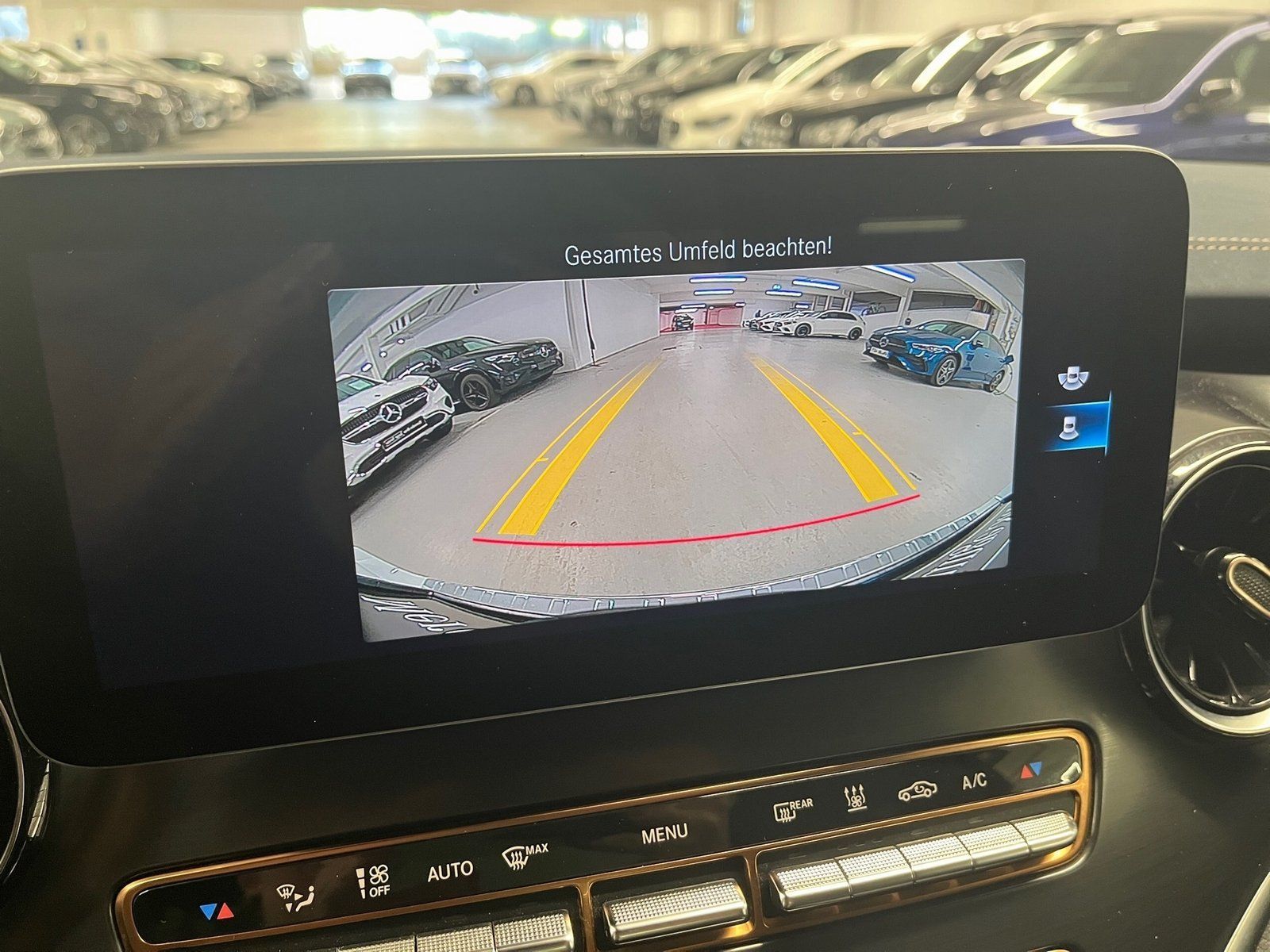 Fahrzeugabbildung Mercedes-Benz EQV 300 AVANTGARDE Lang*Totwink*Kamera*el.Heck*
