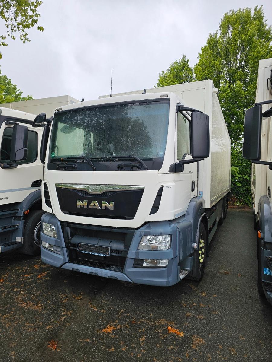 MAN TGS 26.XXX FG /   6x2   BL