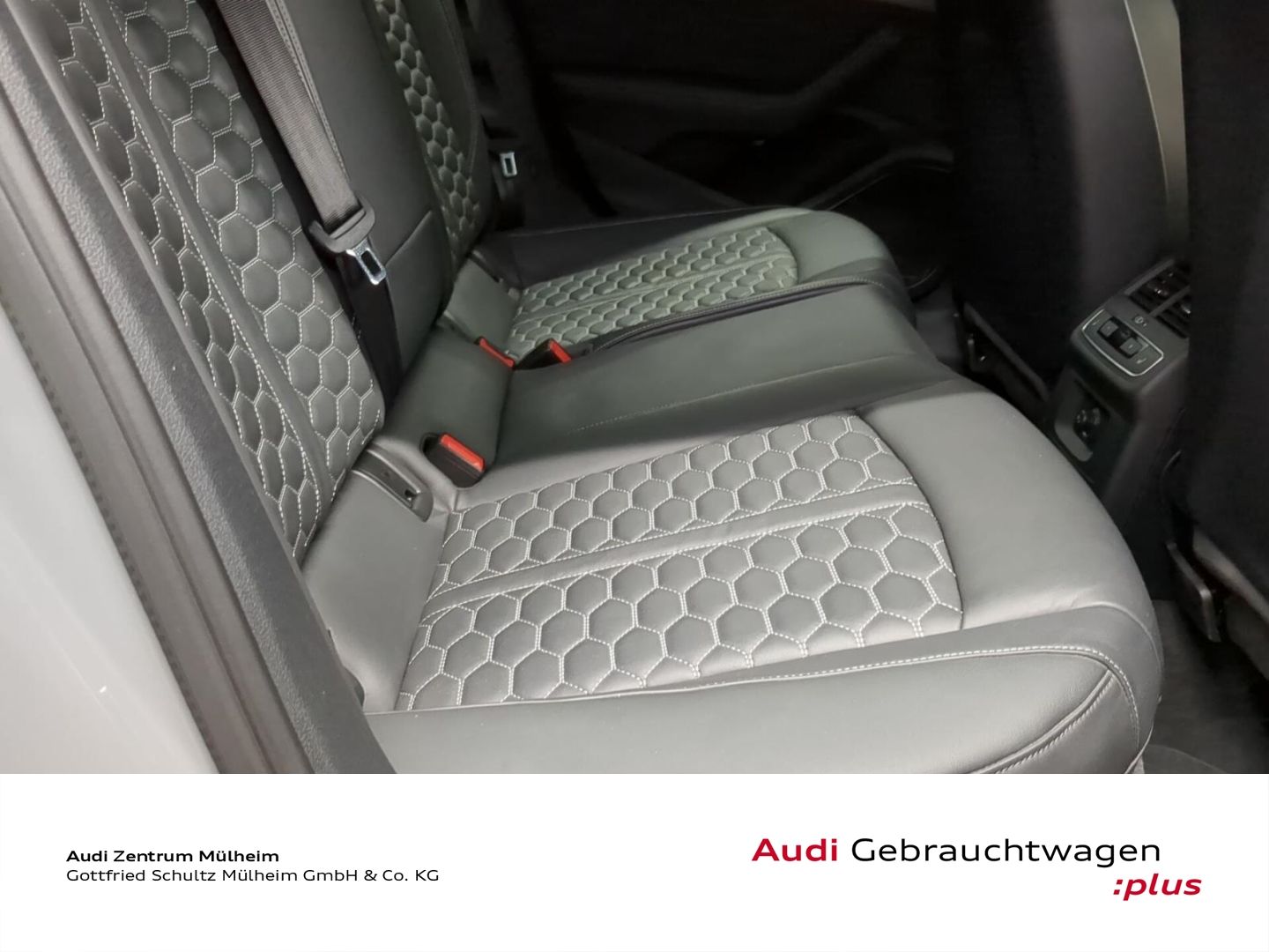 Audi RS4 - Bild 8