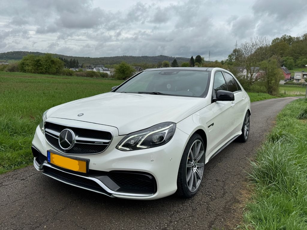 Mercedes-Benz E 63 AMG