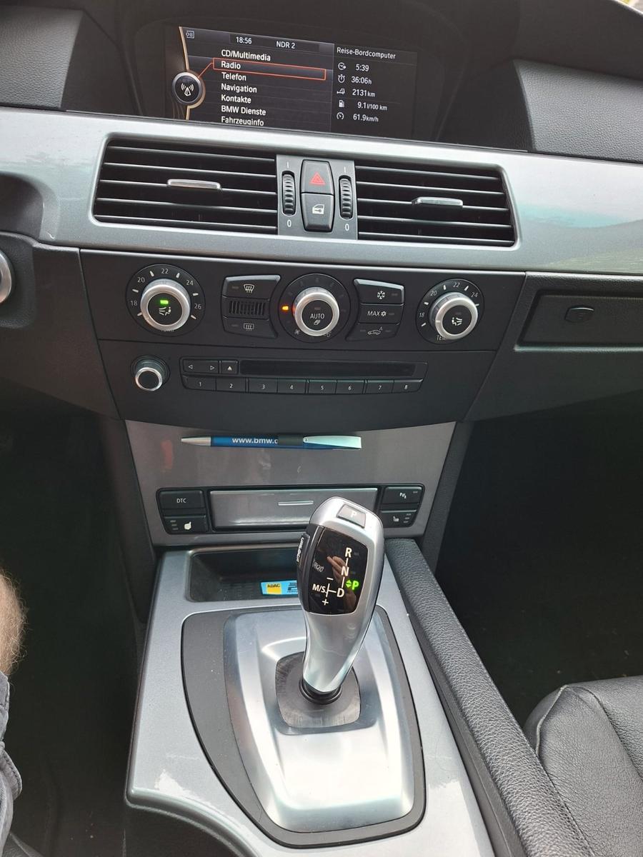 BMW 530 2010 — photo 9