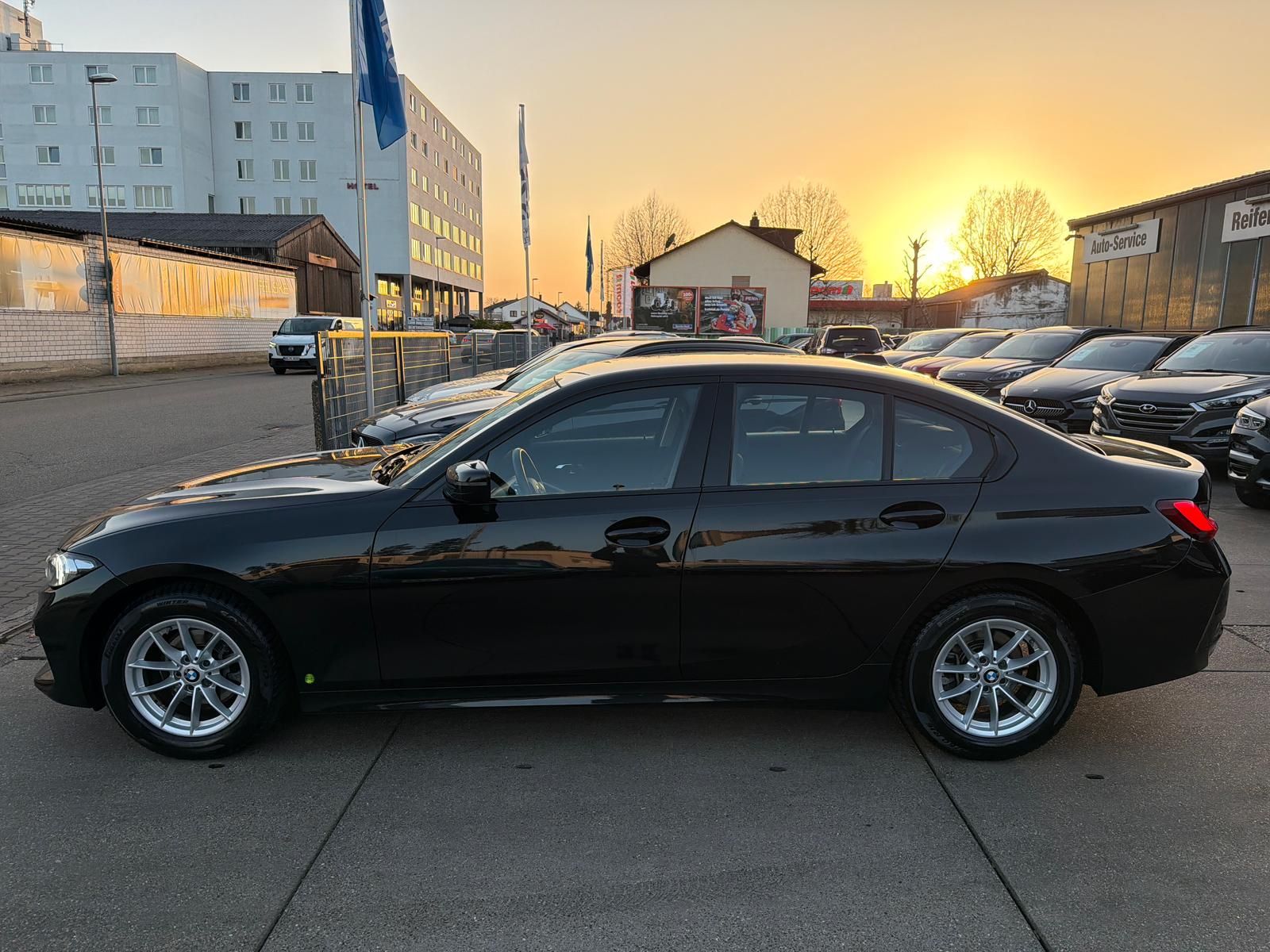 BMW 320d Limousine/FACELIFT/1.Hd/NAVI/HEAD UP/PDC foto 5