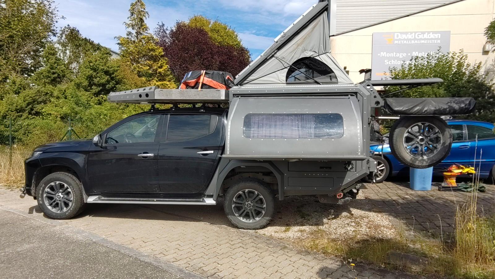 Mitsubishi L200 mit Crawler Camping Aufbau