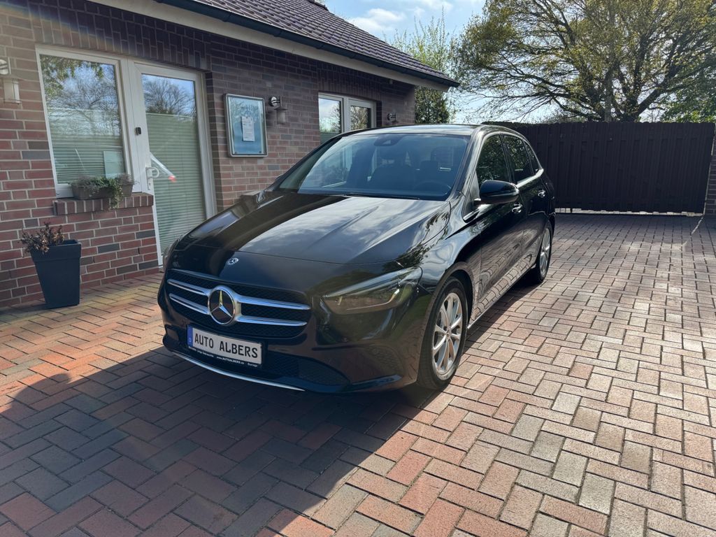 Image of Mercedes-Benz B 180