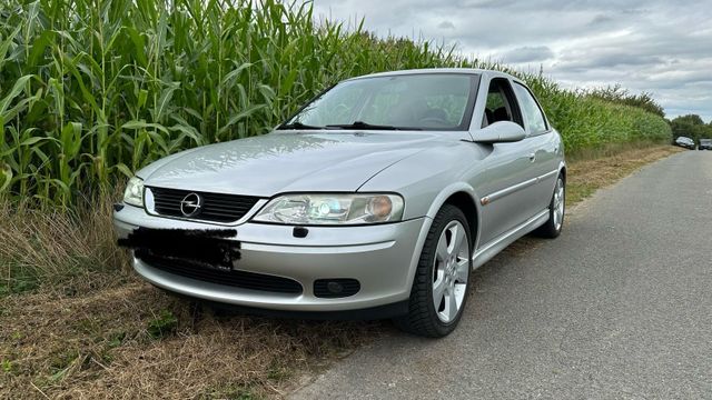 Opel Vectra B 1.6 16v Automatik/Scheckheft