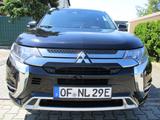 Mitsubishi Outlander PHEV Top 4WD*S-Heft*2.Hd*Ahk* - Mitsubishi Outlander in Frankfurt (Main)