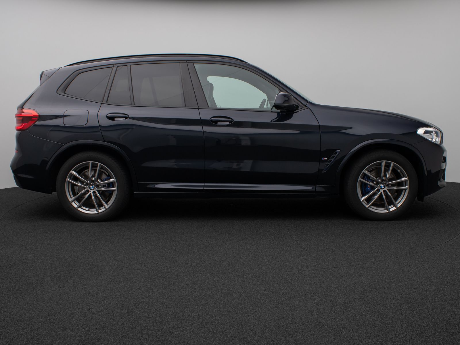 Fahrzeugabbildung BMW X3 xD30e M Sport DAB CockPit+ PDC AHK LED 19Zoll