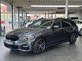 BMW 330 i M Sport Shadow-Line/LED/Leder/NAVI/SHZ/PDC - BMW 330: M Sport 330i