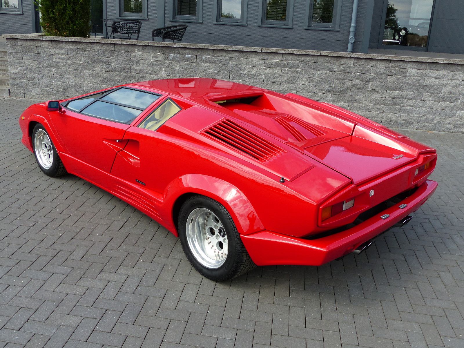 Fahrzeugabbildung Lamborghini Countach 25 th Anniversary