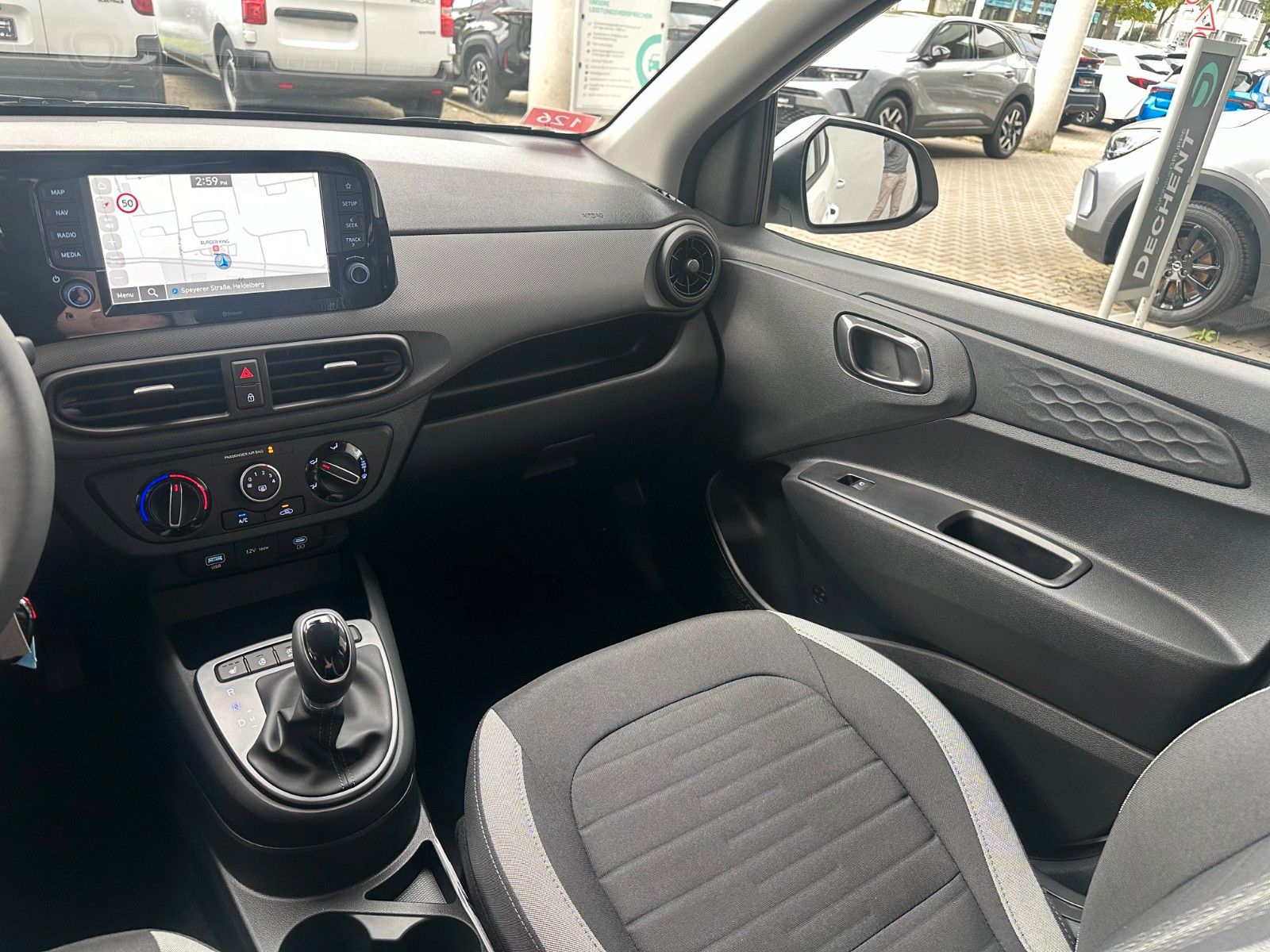 Fahrzeugabbildung Hyundai i10 1.2 79 PS AT Trend Navi/Kamera/SHZ !