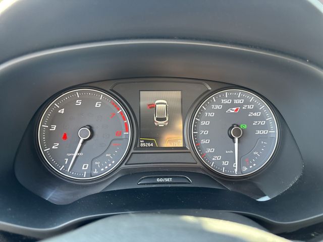 Leon ST Cupra 300 4Drive Navi LED Musikstreaming