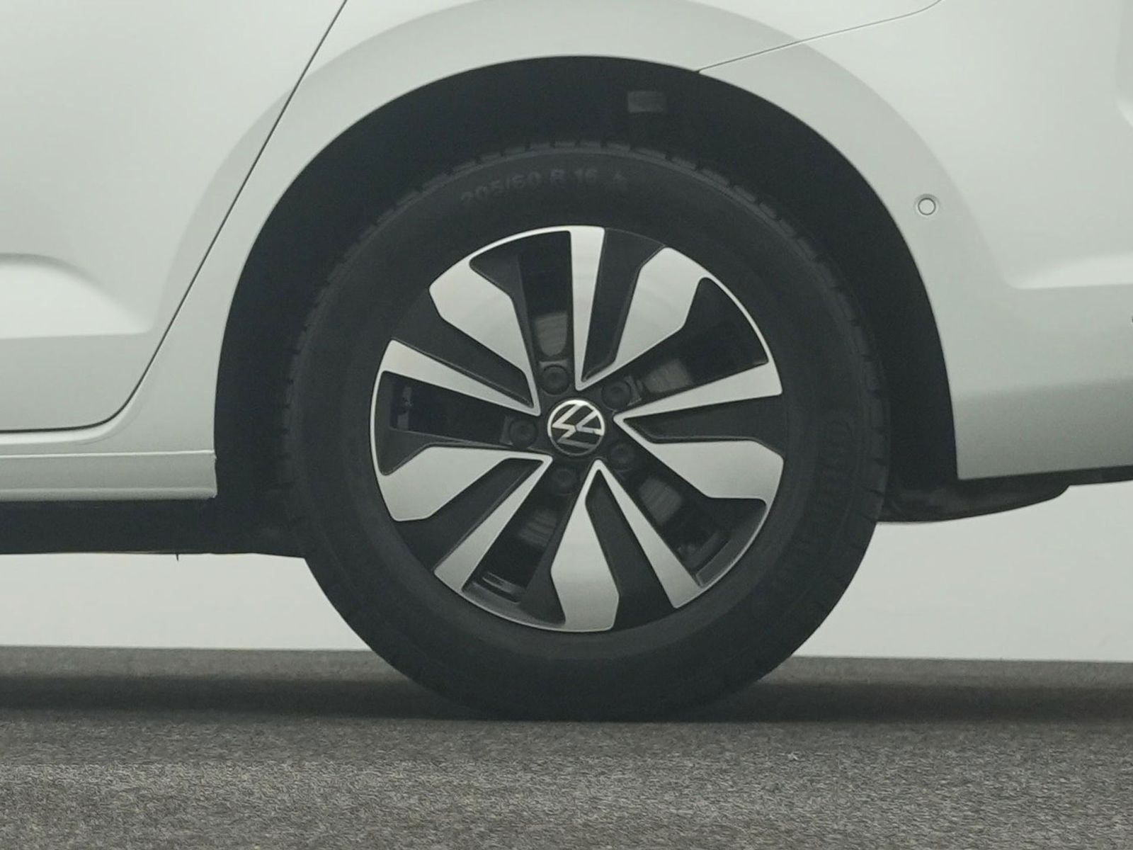 Volkswagen Touran - Bild 24