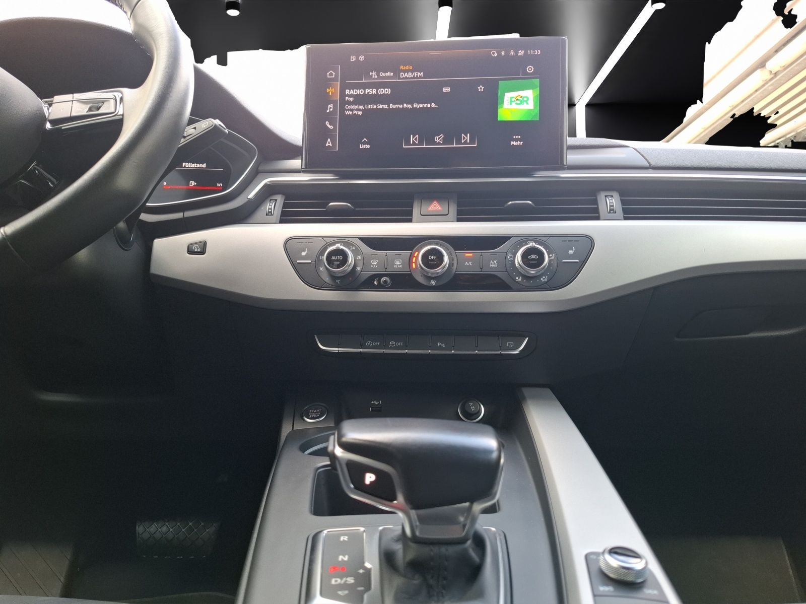 Fahrzeugabbildung Audi A4 Avant 35 TDI advanced S-tronic Navi AVC HUD B