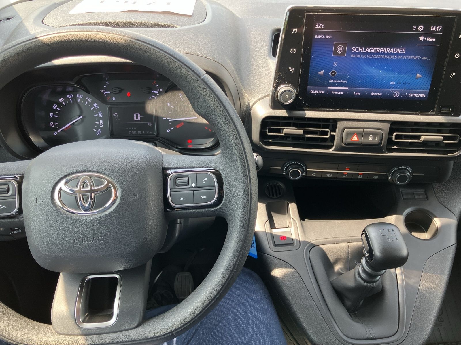 Fahrzeugabbildung Toyota Proace City L1 1.5-l D-4D Meister Klima DAB GRA