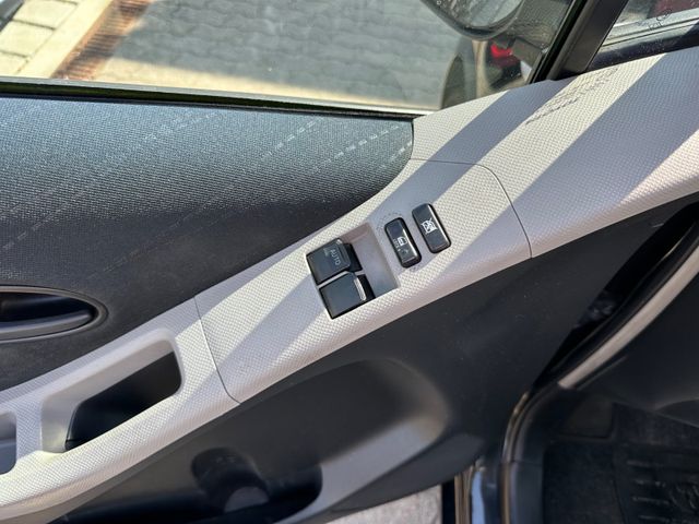 Toyota Yaris Sol