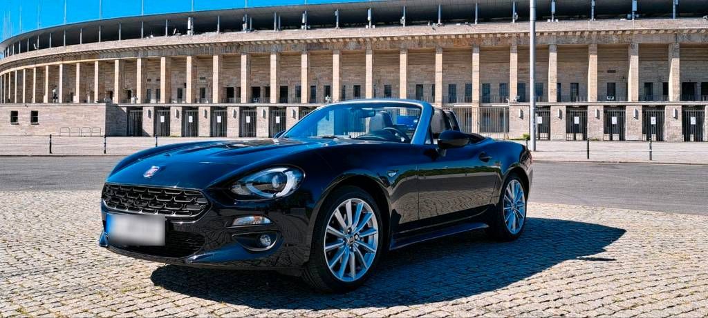 Image of Fiat 124 Spider