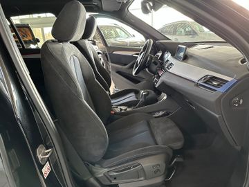 Fahrzeugabbildung BMW X1 xD 25d M Sport SAG Kamera HUD Panorama Navi+