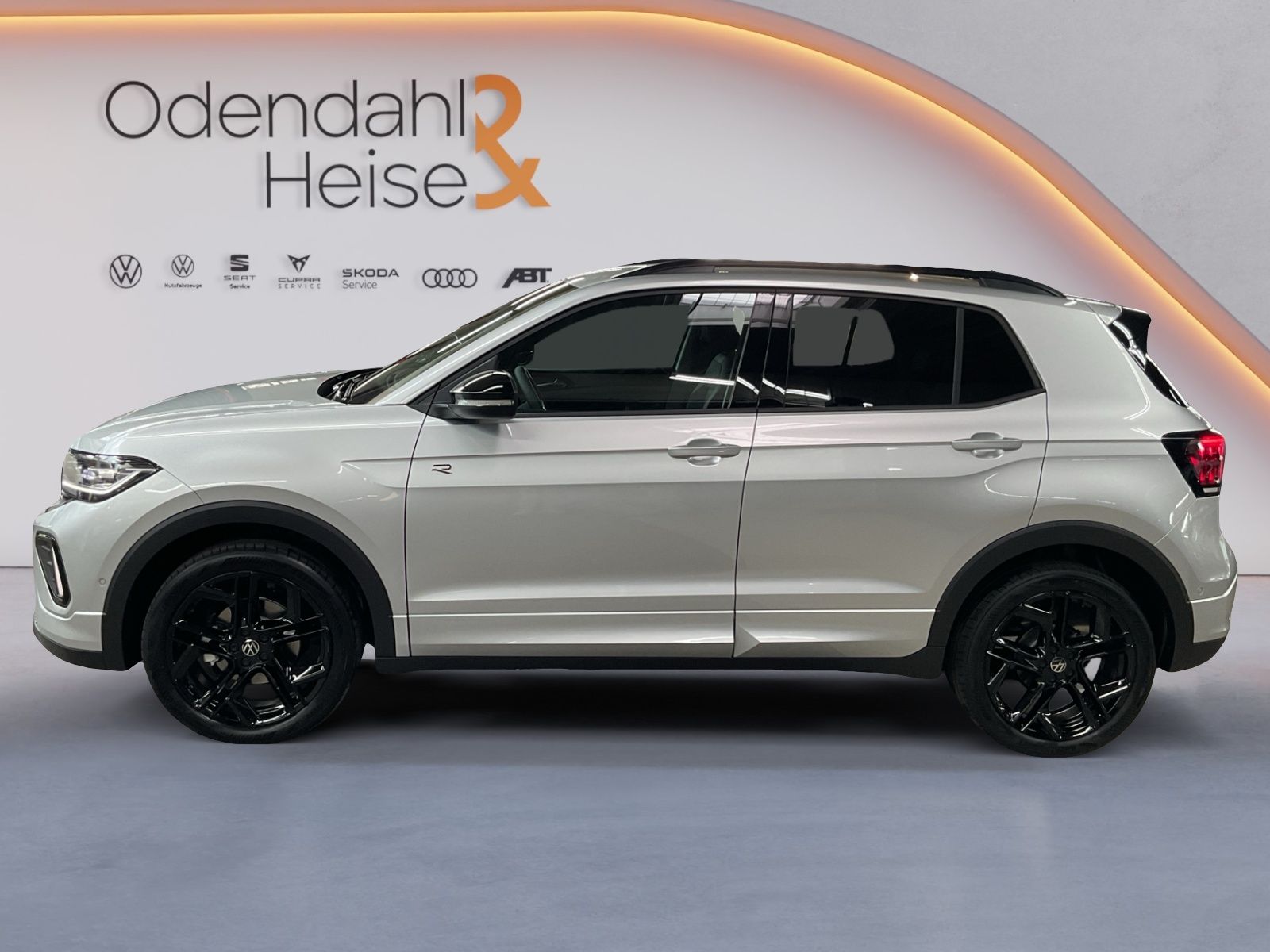 Volkswagen T-Cross R-Line 1.0 l TSI 85 kW (116 PS) 7-Gang-D imagem 2
