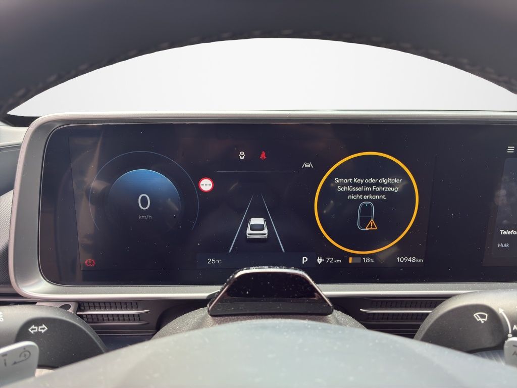 Fahrzeugabbildung Hyundai IONIQ 6 EV FL UNIQ Glas-Schiebedach 20-Zoll-LM