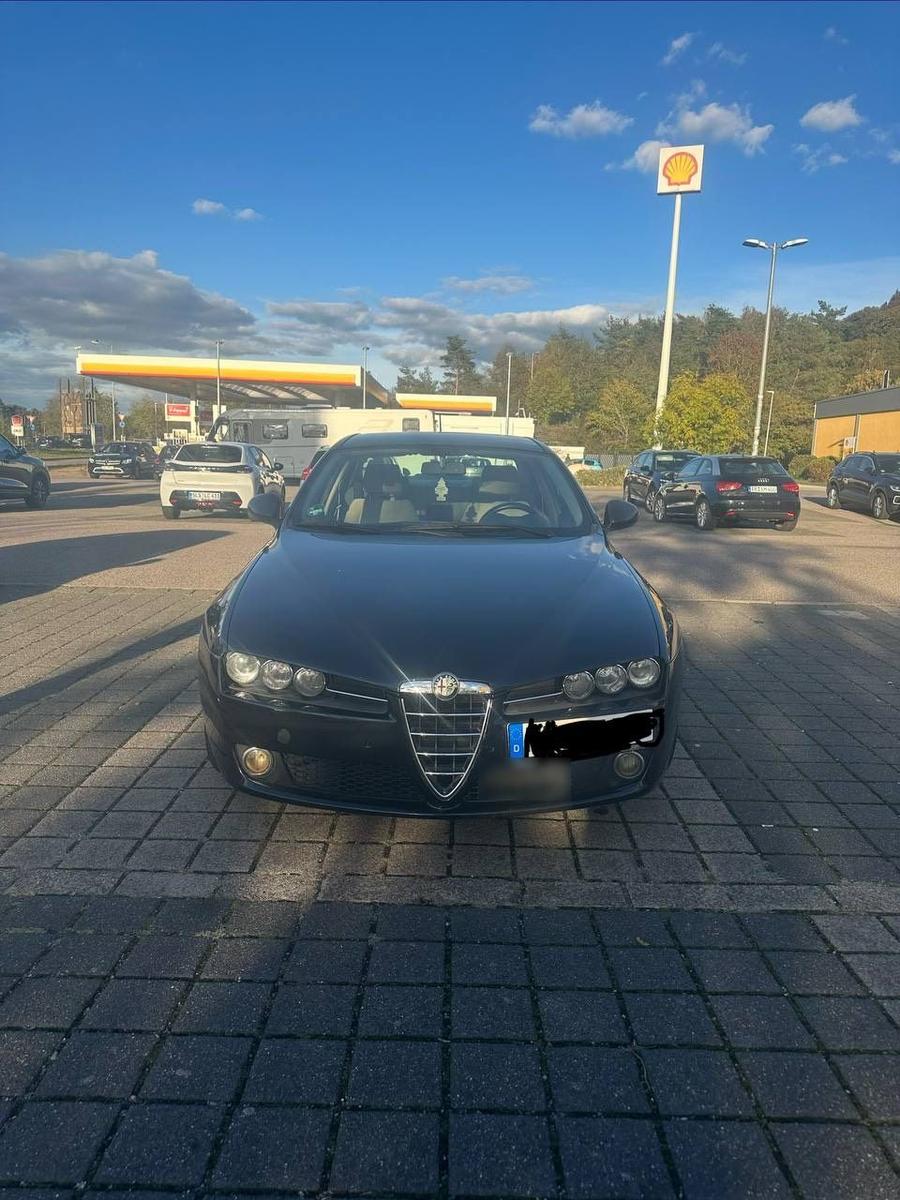 Alfa Romeo 159