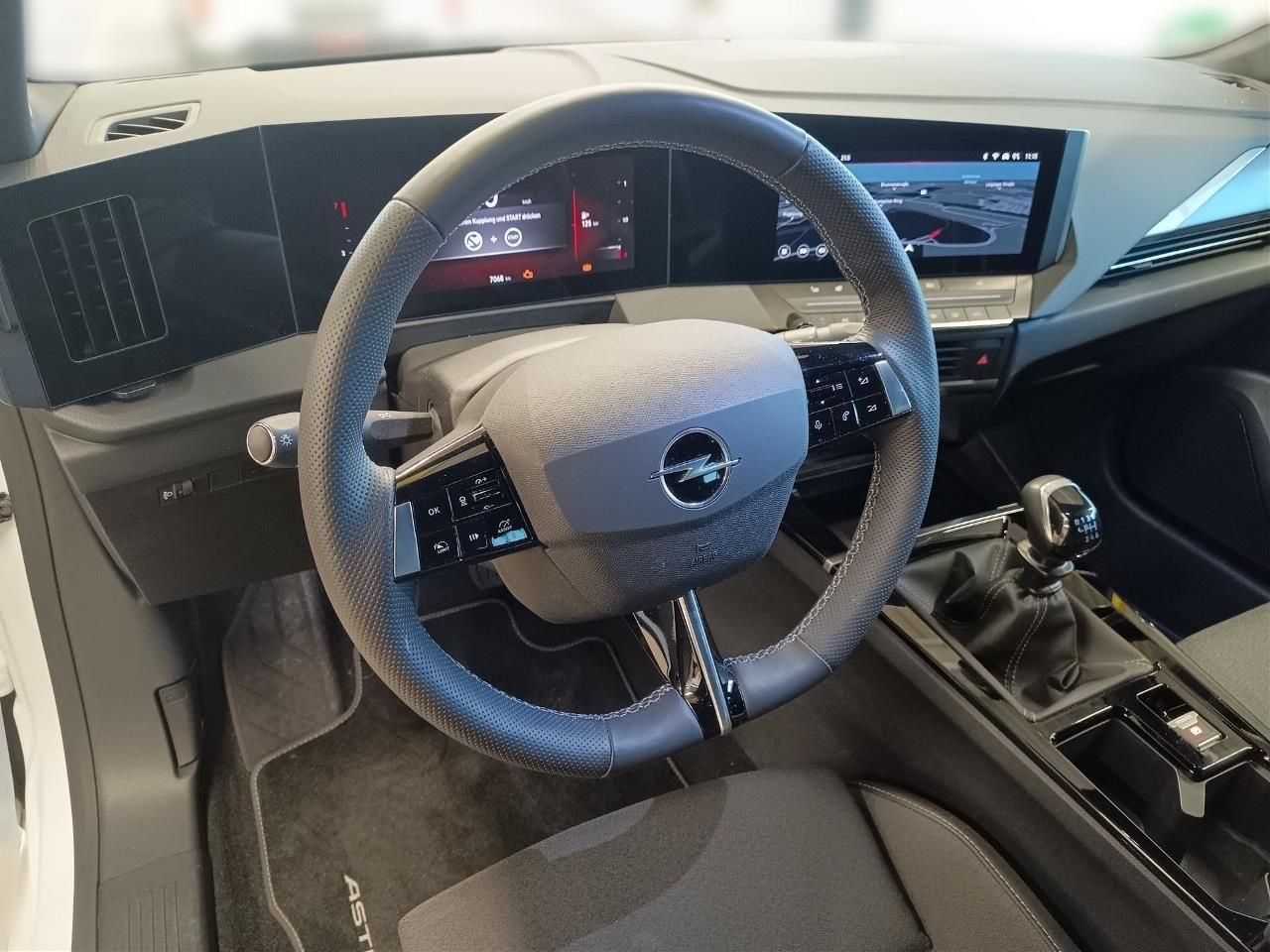 Fahrzeugabbildung Opel Astra ST 1.2T GS - Navi, 360Grad, Sitz-, Lenkrhz