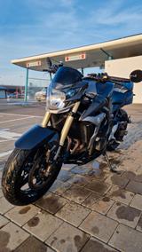 Suzuki GSR 750 A - SUZUKI GSR 750