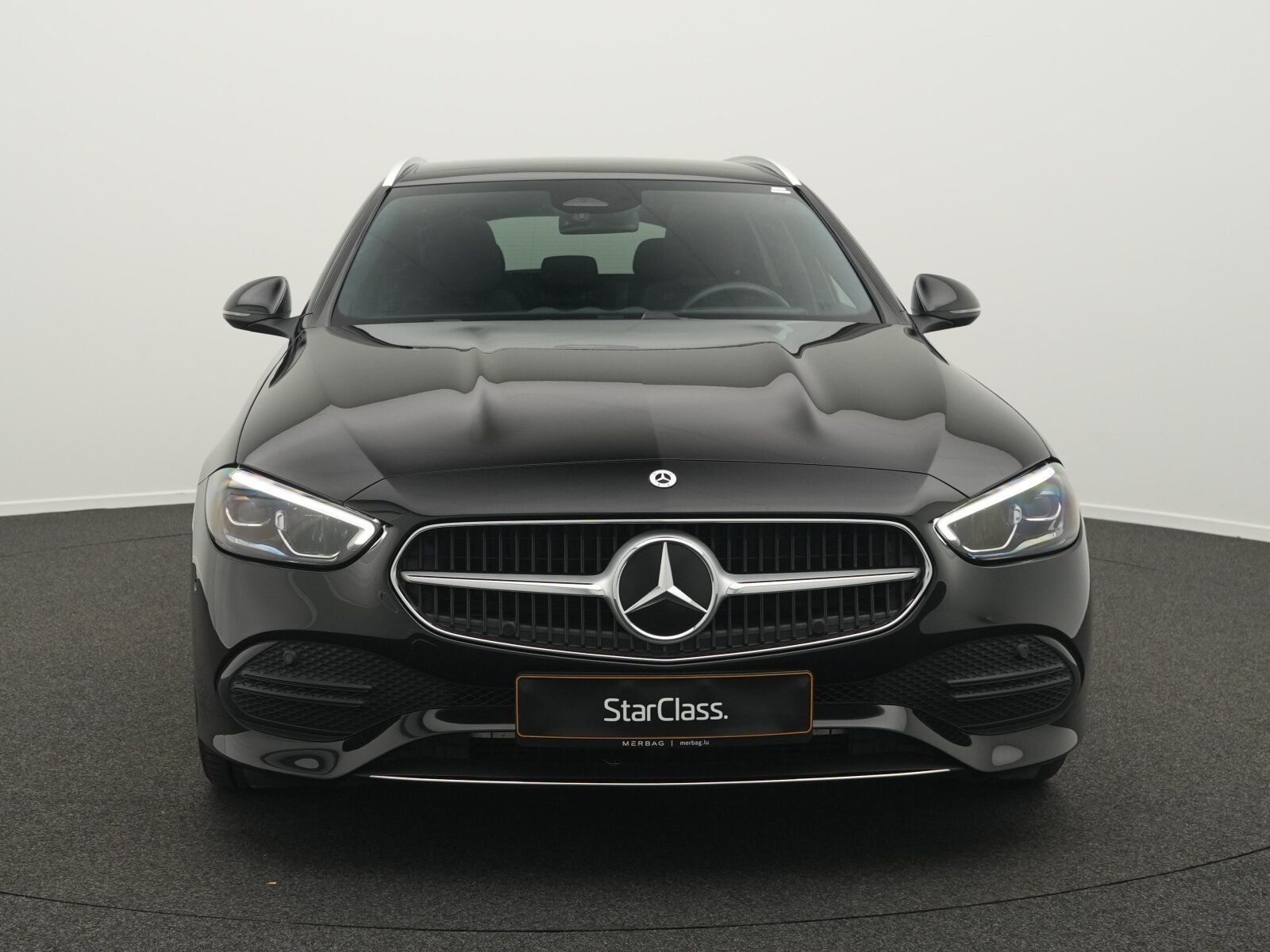 Mercedes-Benz C 200 d T Avantgarde LED+Pano+MBUX imagem 2