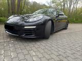 Porsche Panamera Diesel -sehr sparsam, top Zustand 