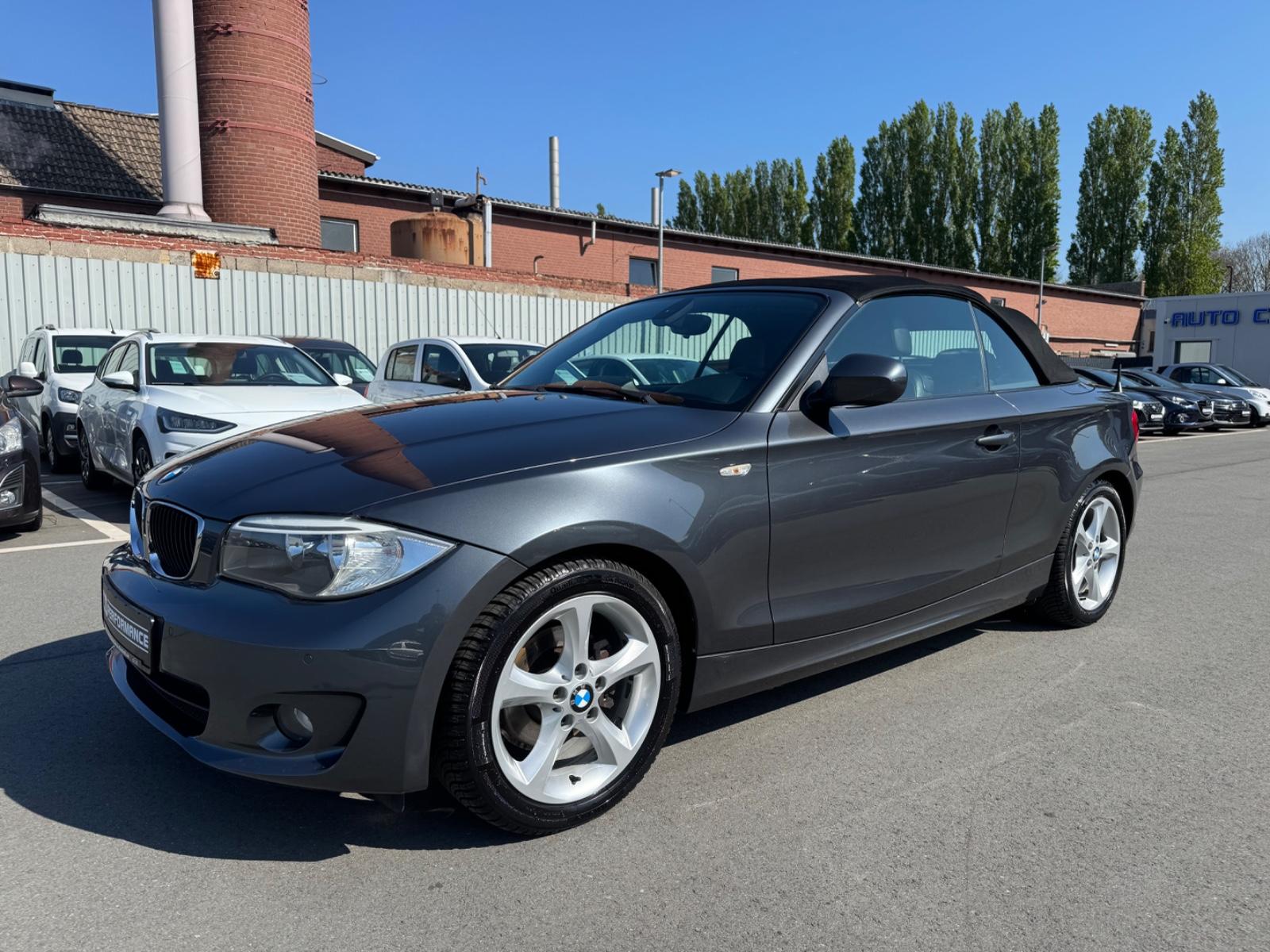 BMW 118 i Cabrio *NAVI*SITZH*LEDER*TEMP*TÜV NEU