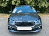 Skoda Fabia 1.0l TSI 85kW Edition 130 PDC LED SHZ