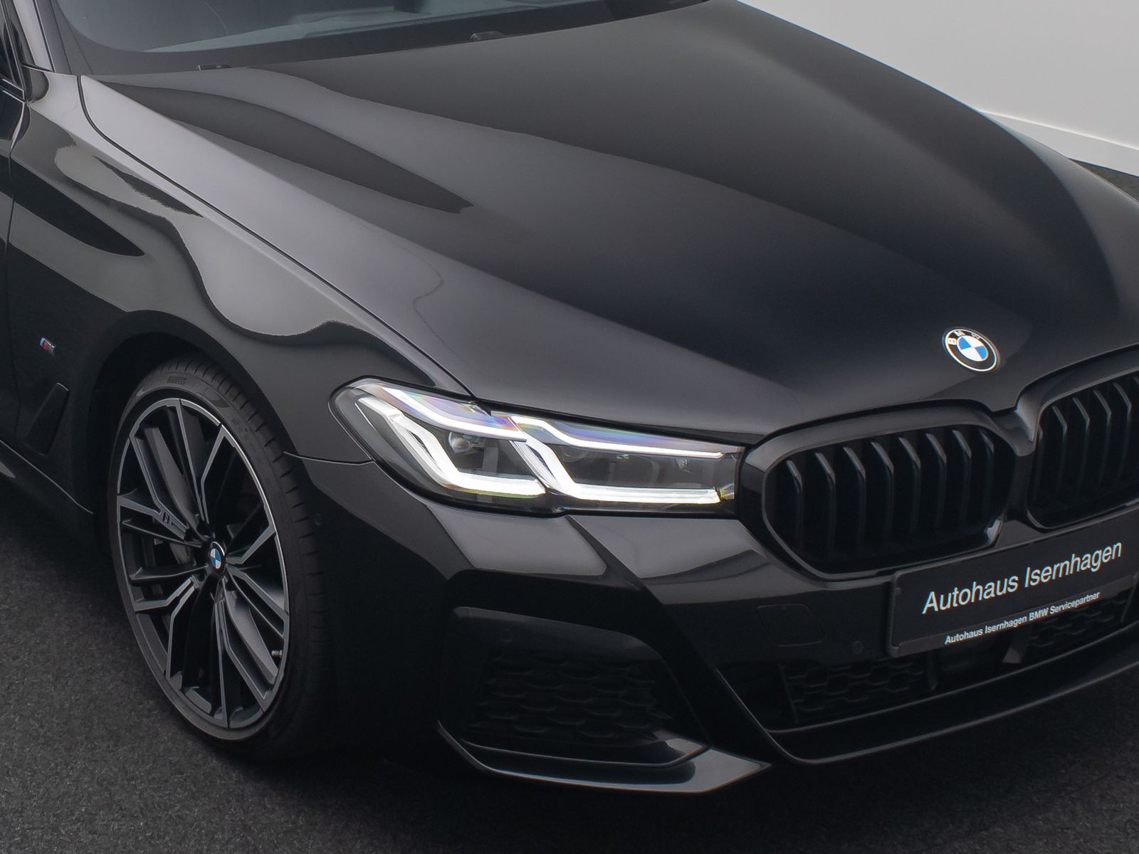 Fahrzeugabbildung BMW 540d xD M Sport Panoram Laser Kamera HUD DAB H/K