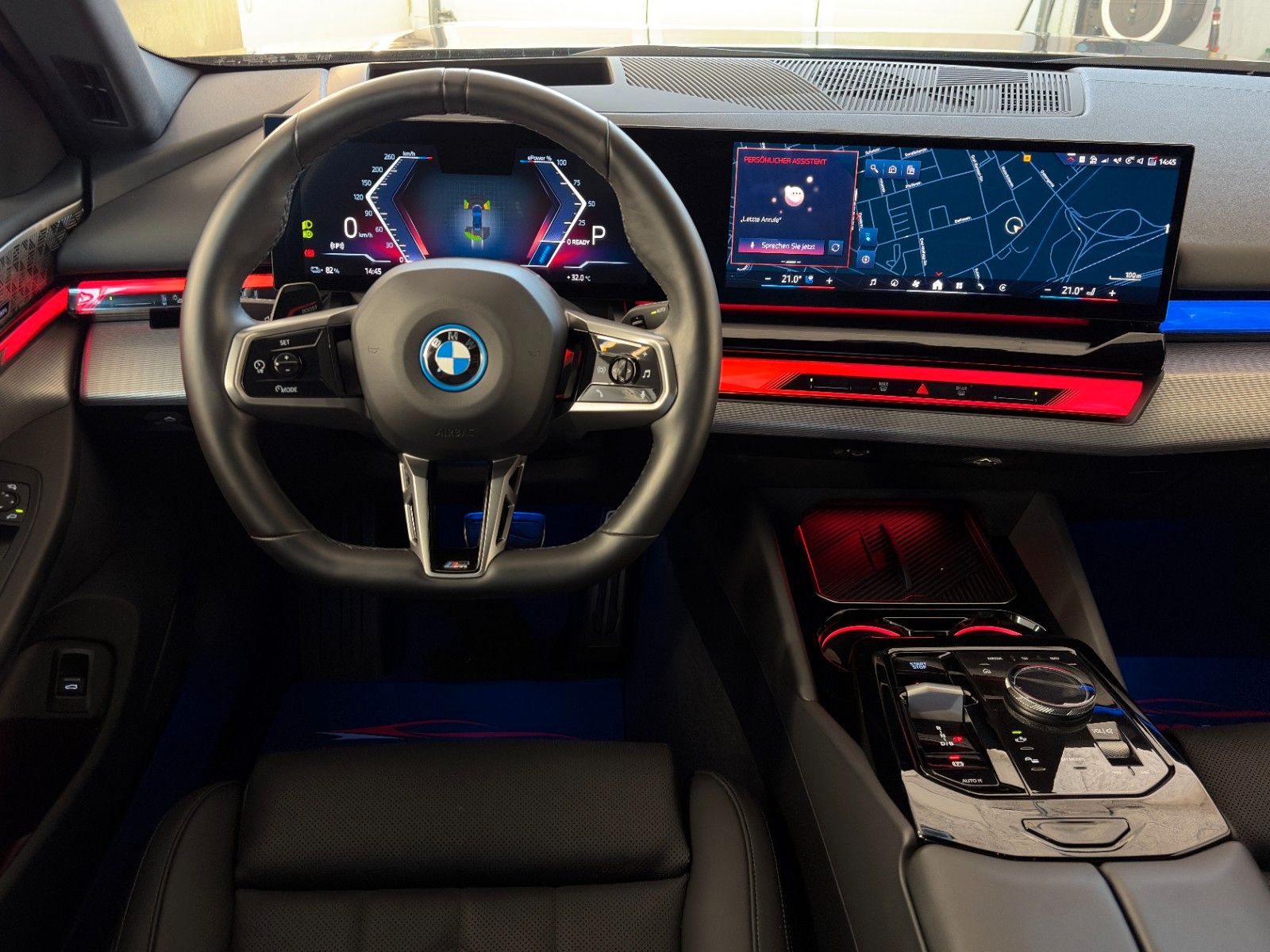 Fahrzeugabbildung BMW i5 eDrive40 Touring M Sport Shadow 360° B&W HuD