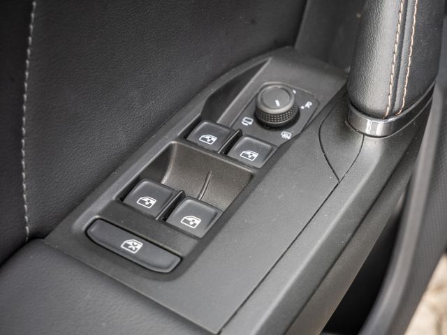 Leon 1.5 TSI KEYLESS PDC SHZ KAMERA NAVI ACC LED