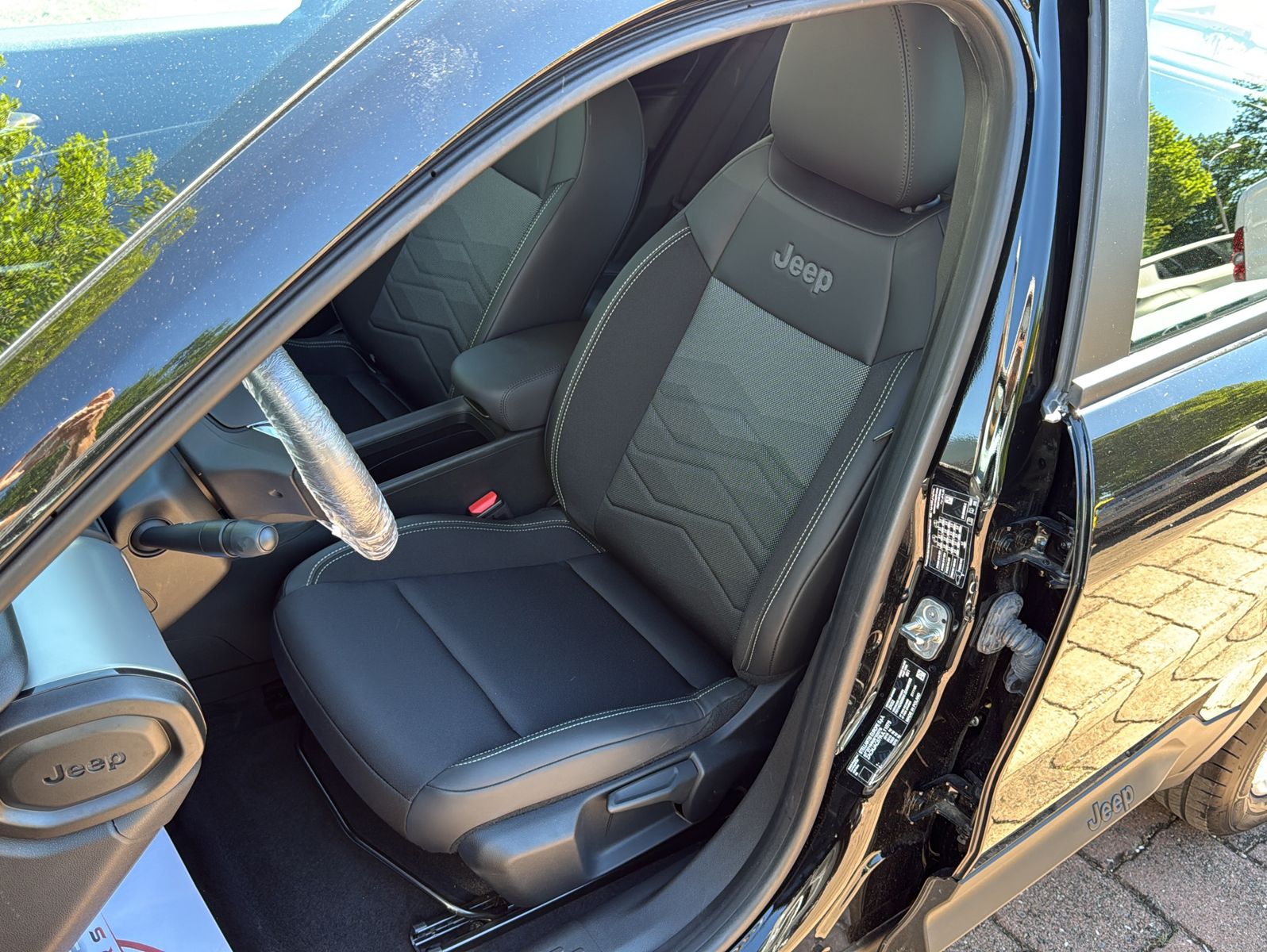 Fahrzeugabbildung Jeep Avenger Altitude Electric Automatik