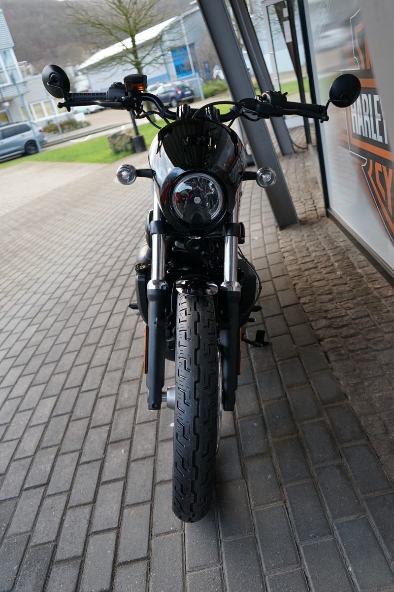 Fahrzeugabbildung Harley-Davidson Sportster Nightster Special975