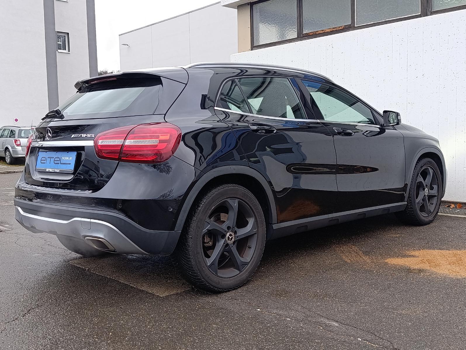 Mercedes-Benz GLA180 Urban Navi LED PDC Teilleder
