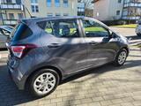 Hyundai i10 1.0 Select Automatik mit Navigationssystem  - : Allradantrieb, Kleinwagen, mit