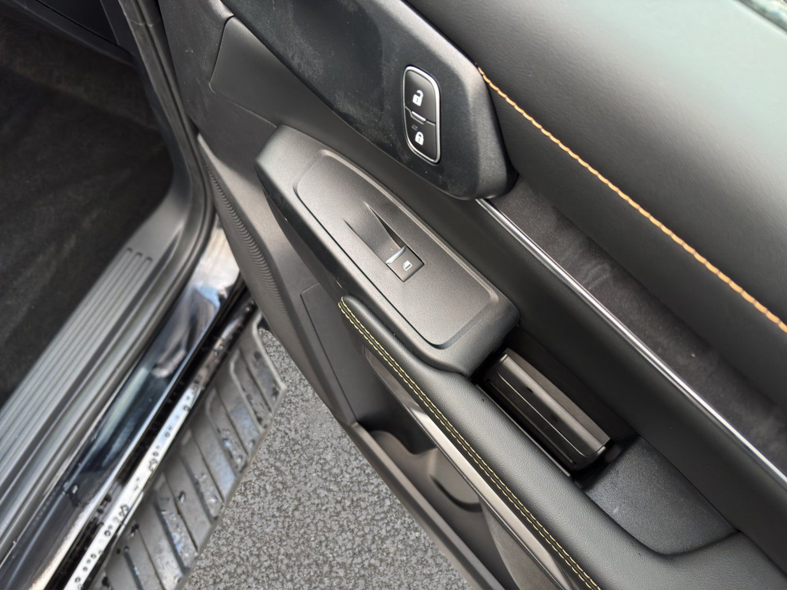 Fahrzeugabbildung Ford Ranger Plug-in-Hybrid Wildtrak e-4WD Doppelkabi