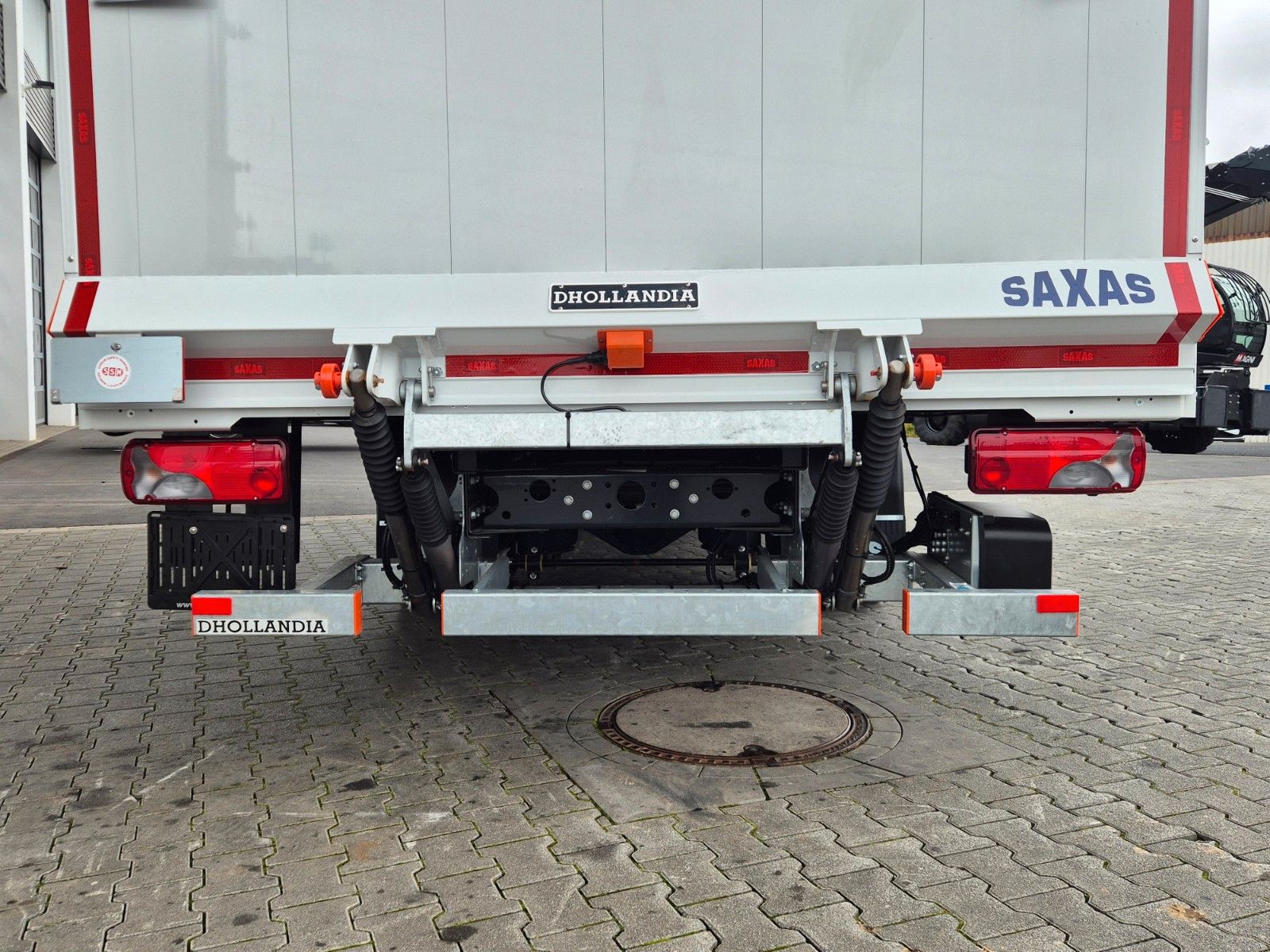 Fahrzeugabbildung Iveco Eurocargo ML75E19/P LBW  Spoiler Klima 3 Sitze