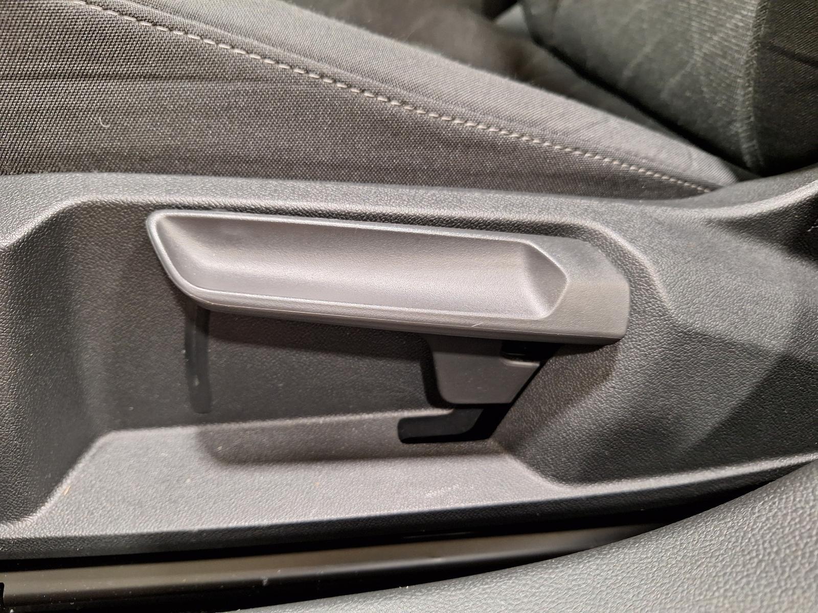 Volkswagen Golf 2.0 TDI Life ACC Travel+Lane Assist 5J-Gara, миниатюра 21