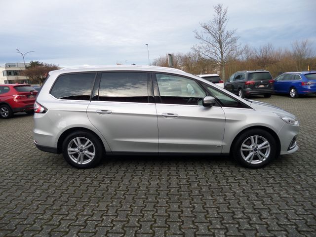 Ford Galaxy Titanium AWD Standhzg+LED+Navi+ACC+AHK+1H