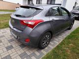 Hyundai i30 1.4  - Hyundai Gebrauchtwagen von 2013