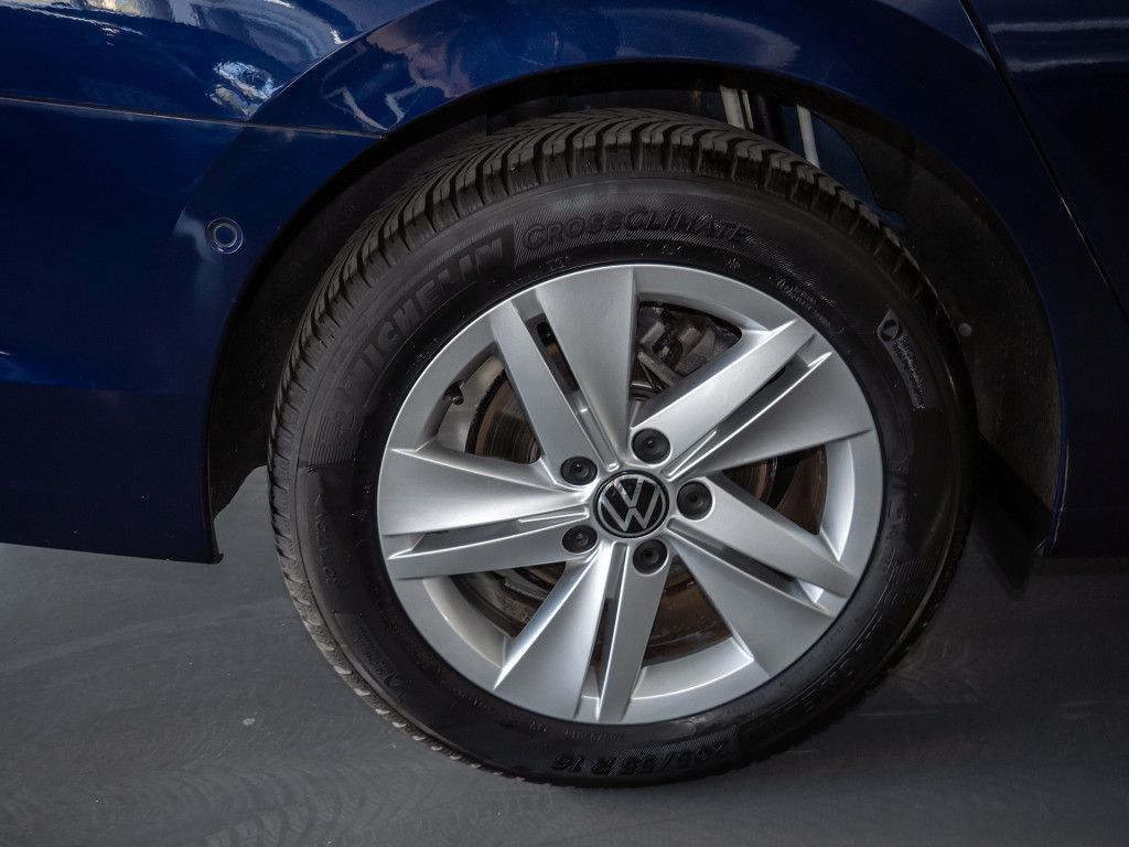Volkswagen Golf - Bild 6