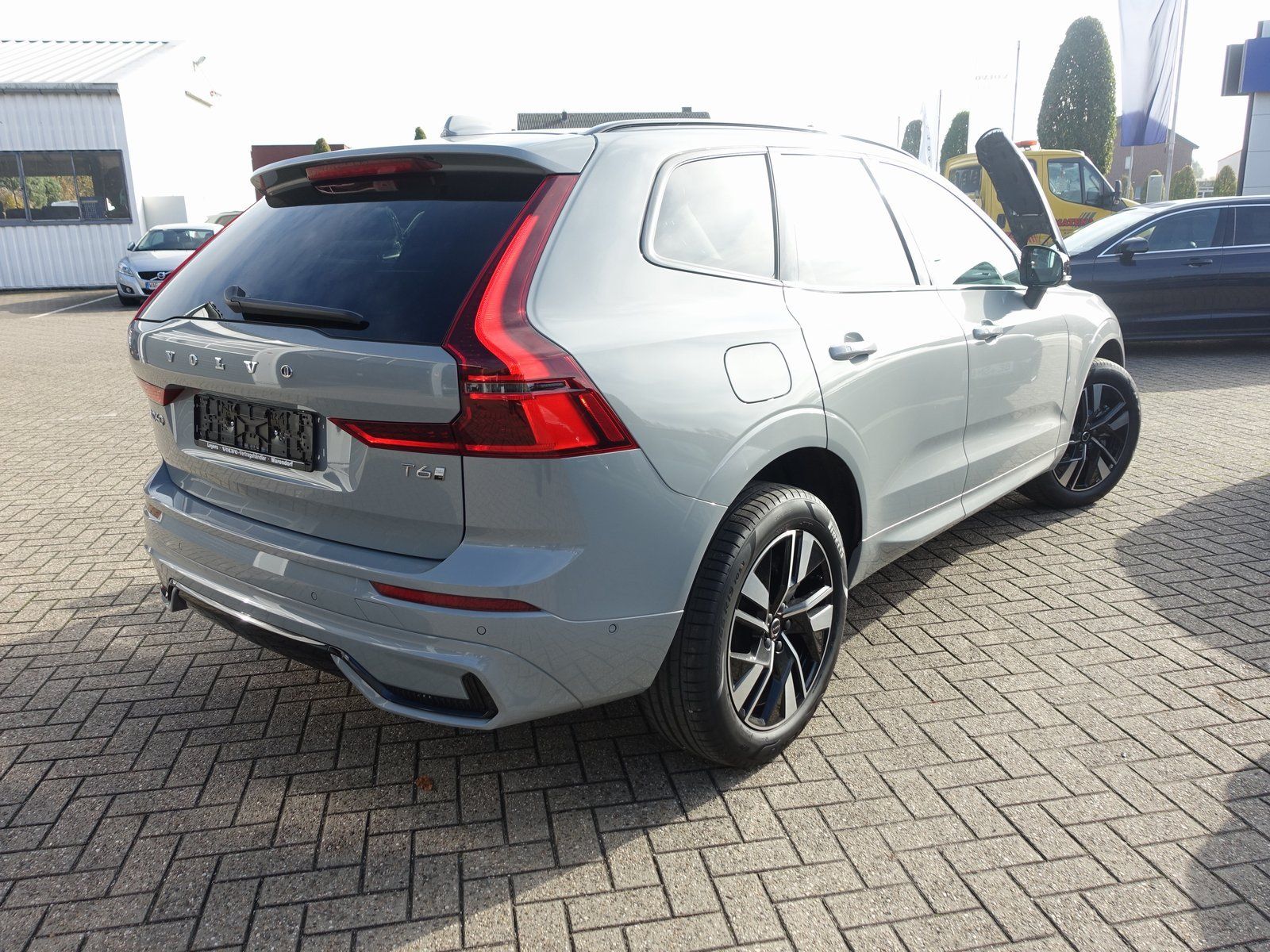 Volvo XC60 Plus Dark T6 AWD Plug-in Hybrid PANO/HUD/ imagem 2