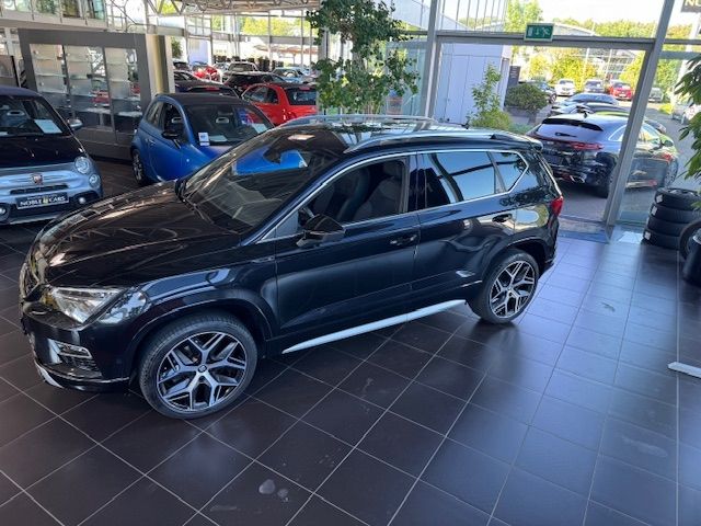 Fahrzeugabbildung SEAT Ateca FR BEATS AHK RFK Full Link LED